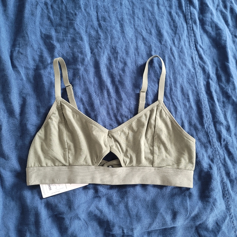 Richer Poorer Bralette NWT